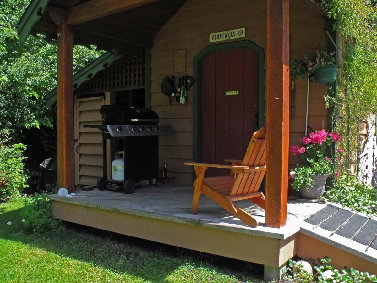 Summerhill Guest House Tofino Esterno foto